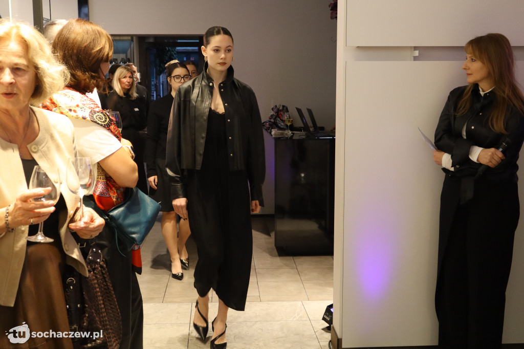 O Riani w Salonie Saade w Sochaczewie