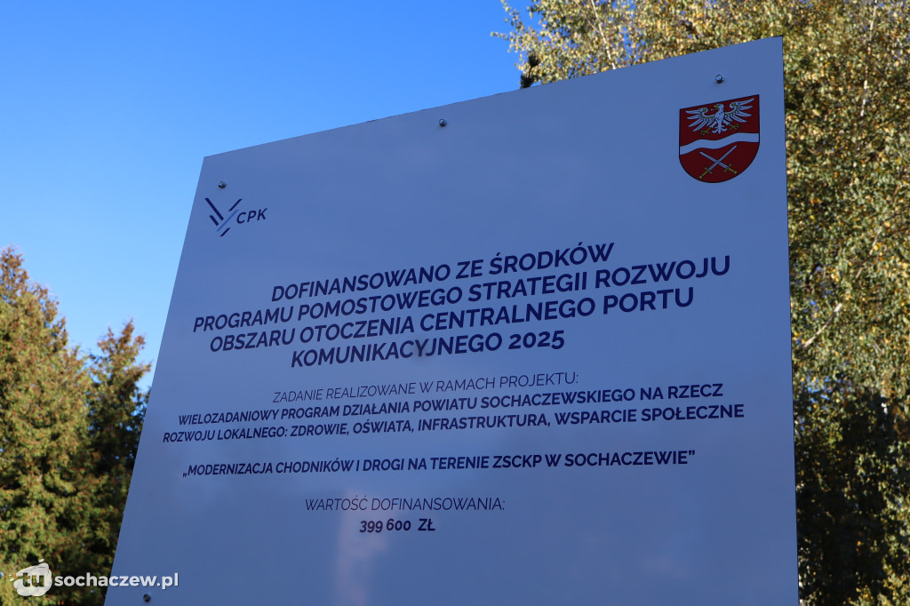 Powiat przy 80-tce: jest droga, nowe chodniki, pomógł CPK