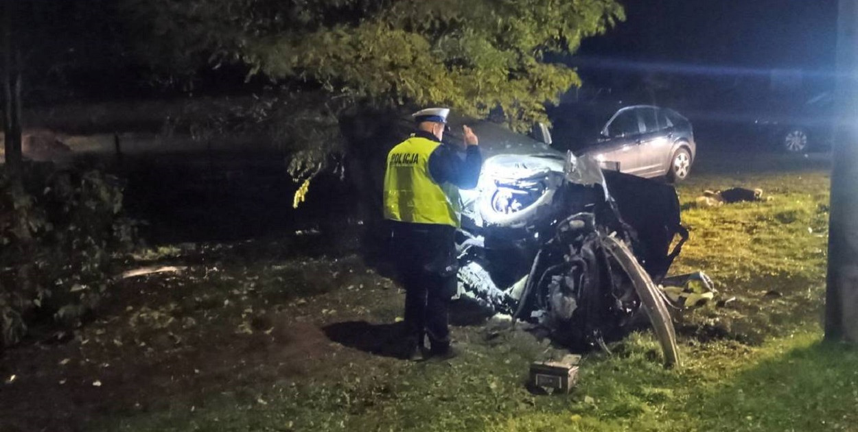 Wypadek w Kościelnej Górze, kierowca w stanie ciężkim