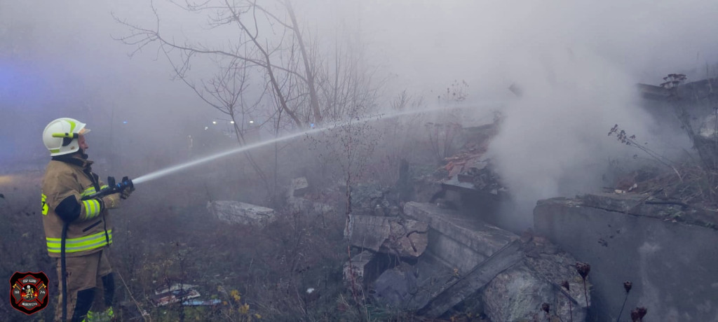Pożar pustostanu w Młodzieszynie