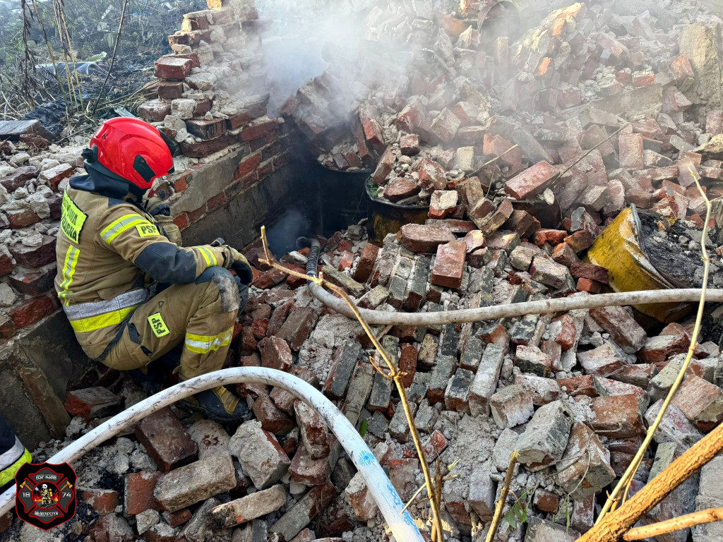Pożar pustostanu w Młodzieszynie