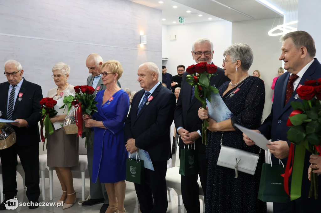 Medale Prezydenta RP dla ośmiu małżeństw z Sochaczewa