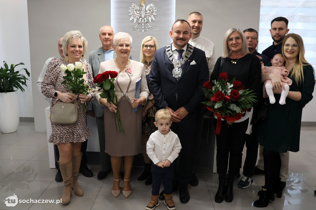 Medale Prezydenta RP dla ośmiu małżeństw z Sochaczewa