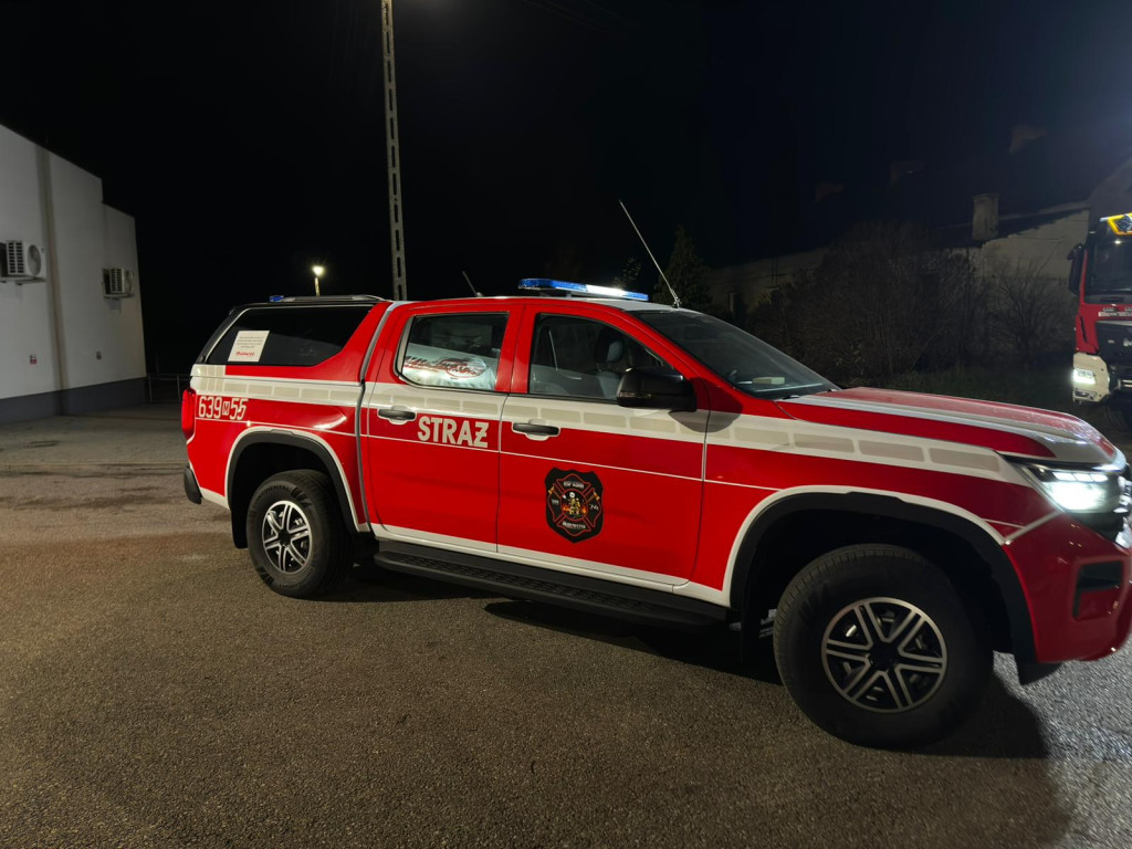 Nowy wóz w OSP Młodzieszyn