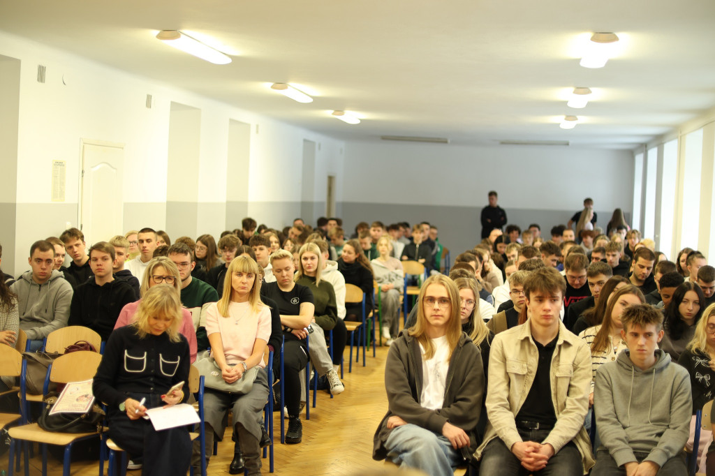 Ania Wyszkoni z wizytą w ZS CKP