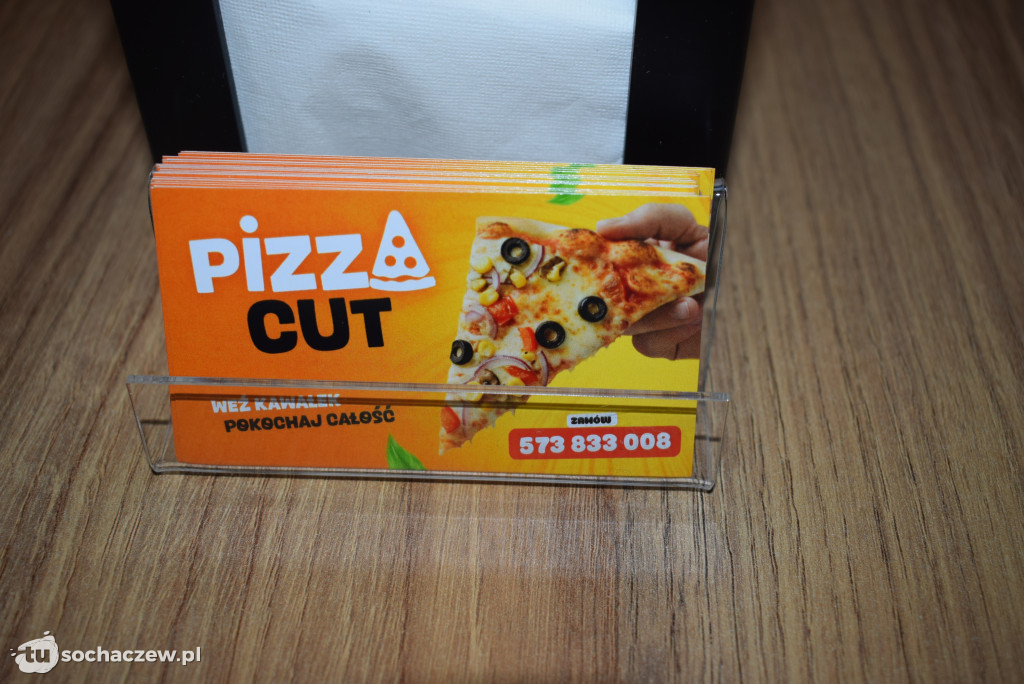 PIZZA CUT