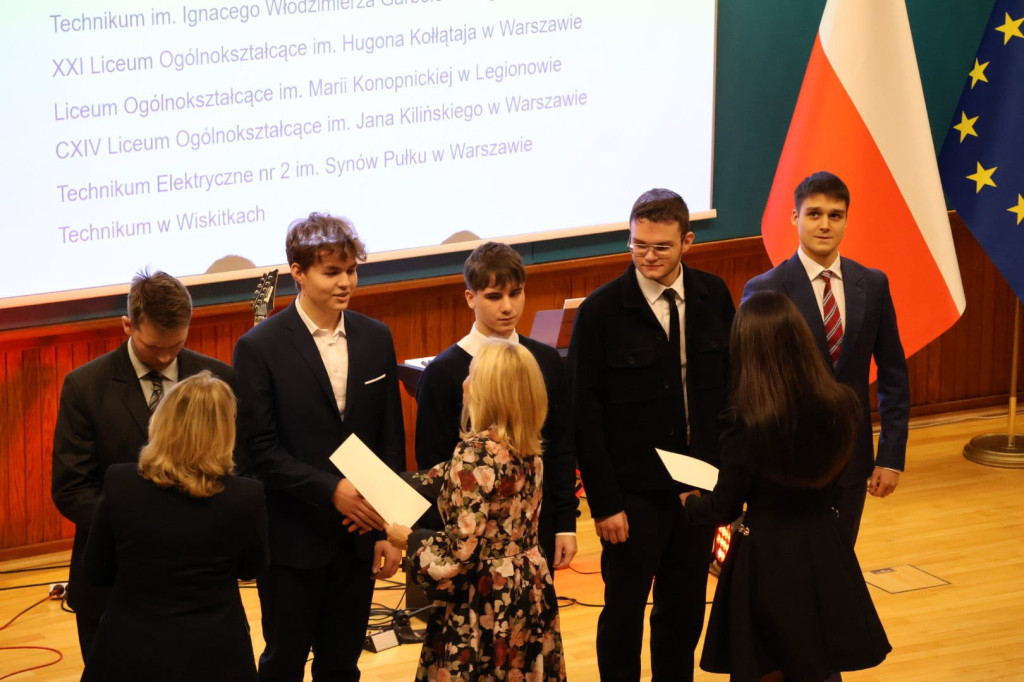 Uczeń Osiemdziesiątki stypendystą premiera