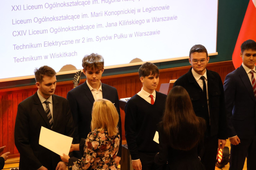 Uczeń Osiemdziesiątki stypendystą premiera