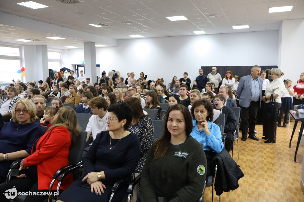 Podsumowano zbiórkę puszek i makulatury