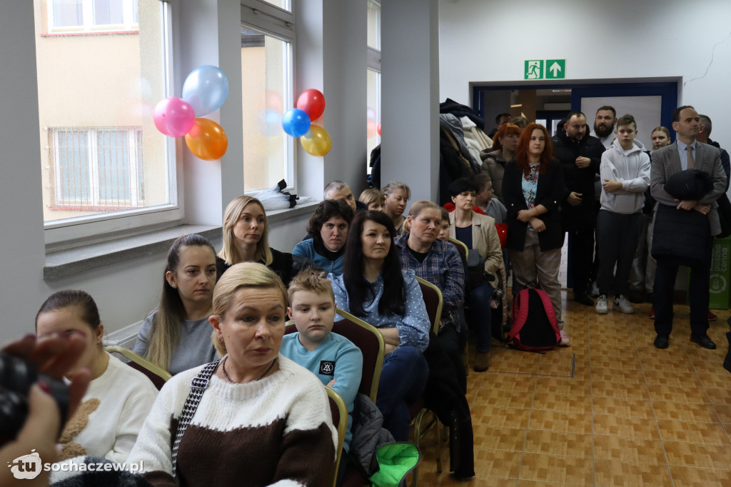 Podsumowano zbiórkę puszek i makulatury