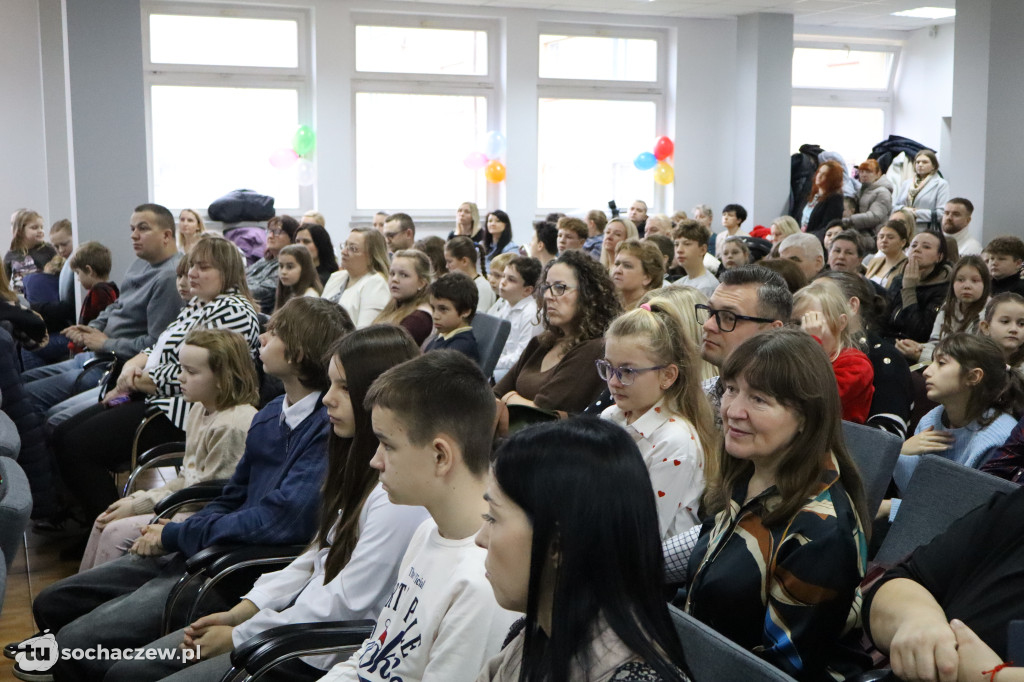 Podsumowano zbiórkę puszek i makulatury