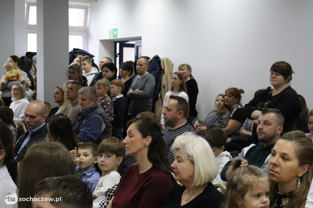 Podsumowano zbiórkę puszek i makulatury