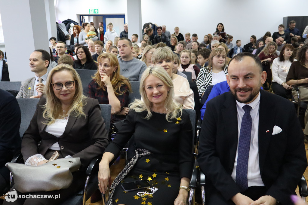 Podsumowano zbiórkę puszek i makulatury