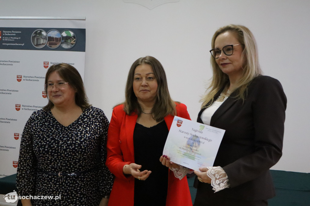 Podsumowano zbiórkę puszek i makulatury