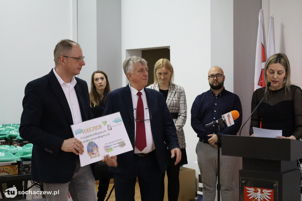 Podsumowano zbiórkę puszek i makulatury