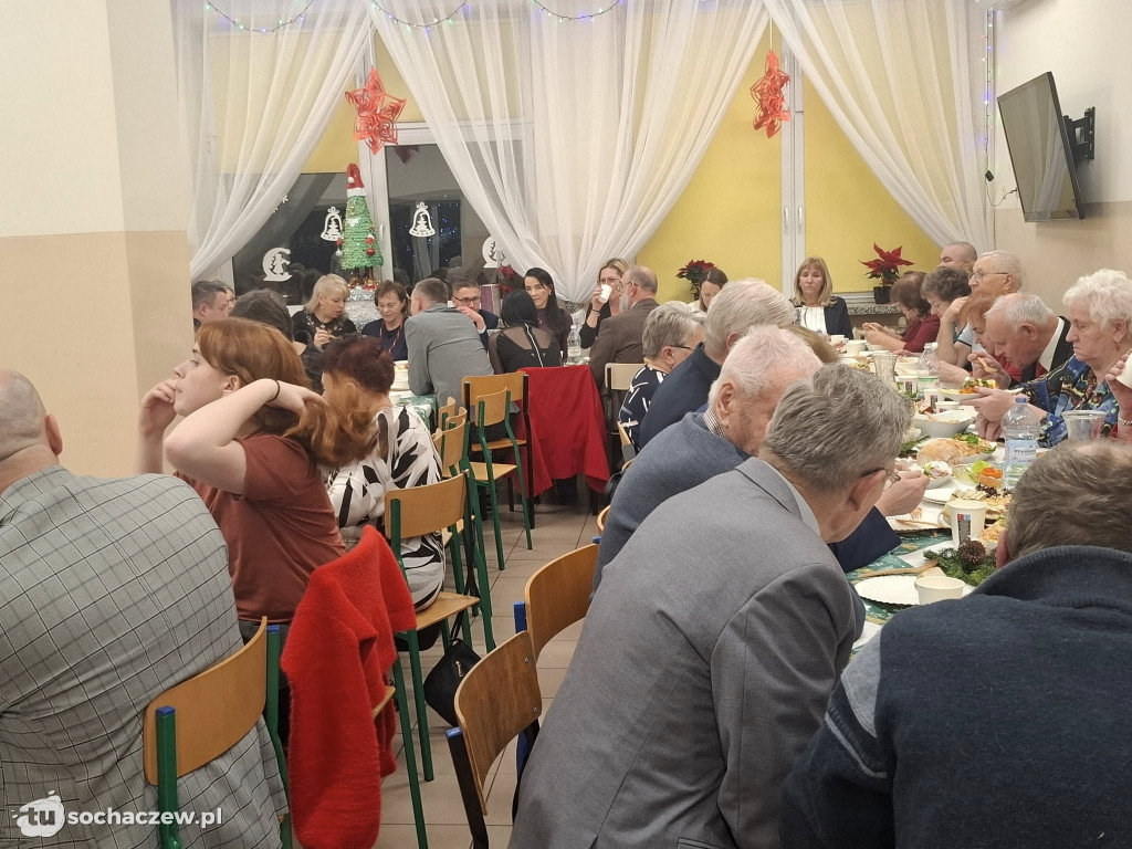 Wieczorek wigilijny dla osób samotnych w Rybnie