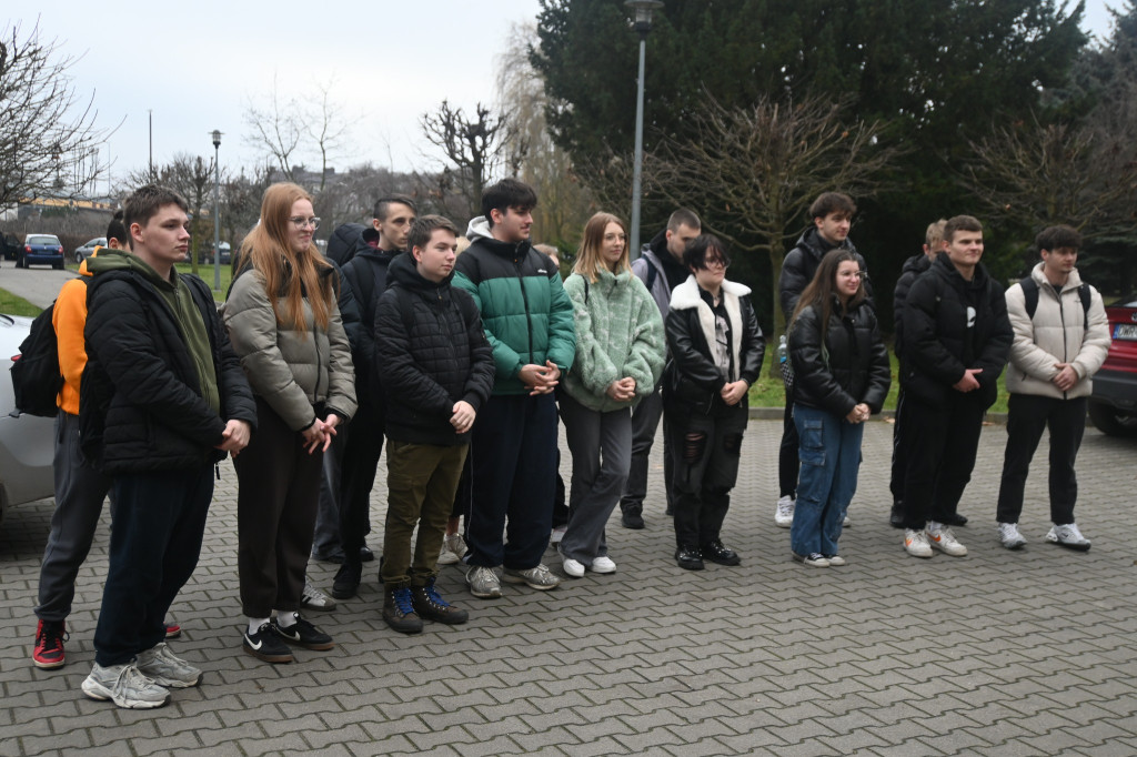 Defibrylator przy sochaczewskim Ogrodniku przekazany