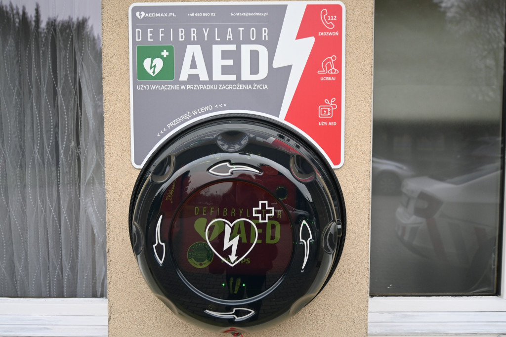 Defibrylator przy sochaczewskim Ogrodniku przekazany