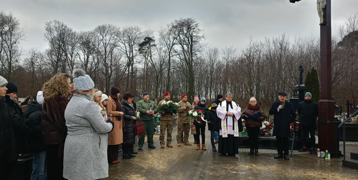 Światełko pamięci dla Cichociemnych w Brzozowie Starym