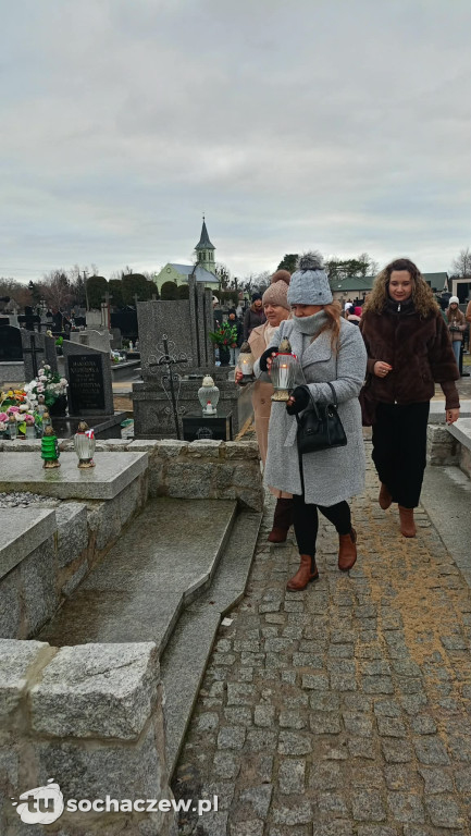 Światełko pamięci dla Cichociemnych w Brzozowie Starym