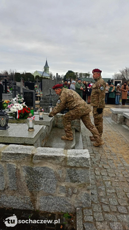 Światełko pamięci dla Cichociemnych w Brzozowie Starym