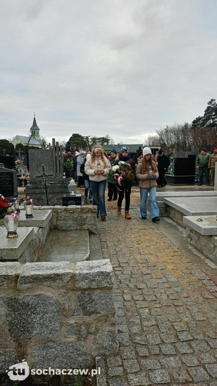 Światełko pamięci dla Cichociemnych w Brzozowie Starym