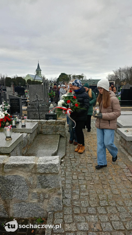 Światełko pamięci dla Cichociemnych w Brzozowie Starym