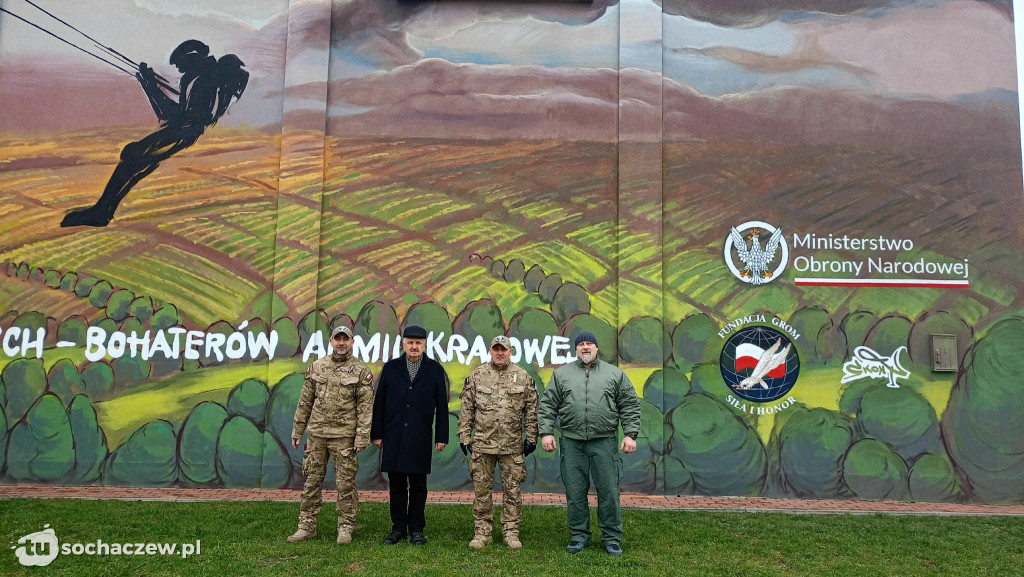 Światełko pamięci dla Cichociemnych w Brzozowie Starym