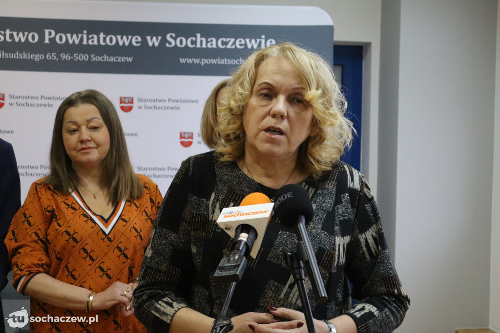 Podpisanie umowy na rozbudowę drogi Żdżarów - Rybno