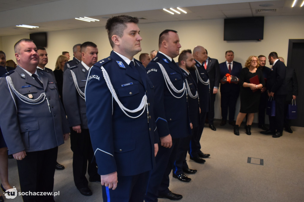 Pożegnanie z policyjnym mundurem i powierzenie obowiązków na stanowisku Komendanta