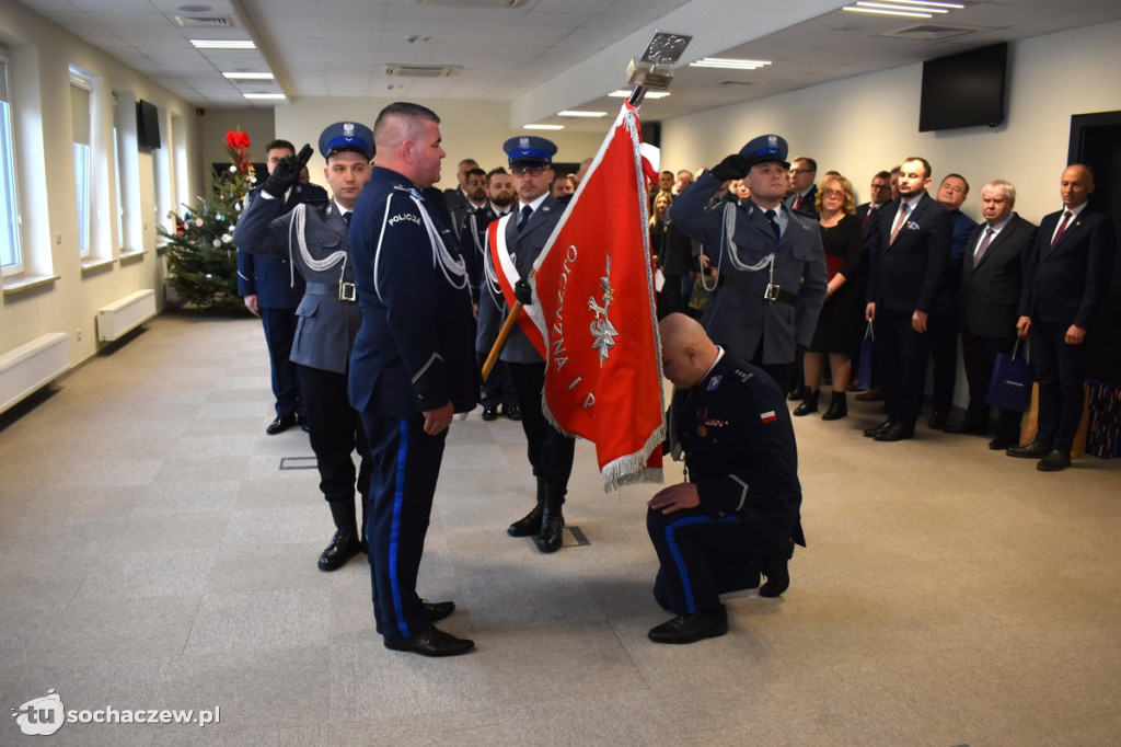 Pożegnanie z policyjnym mundurem i powierzenie obowiązków na stanowisku Komendanta