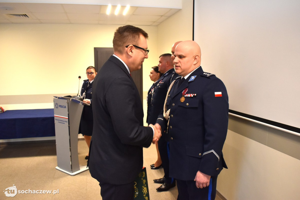 Pożegnanie z policyjnym mundurem i powierzenie obowiązków na stanowisku Komendanta