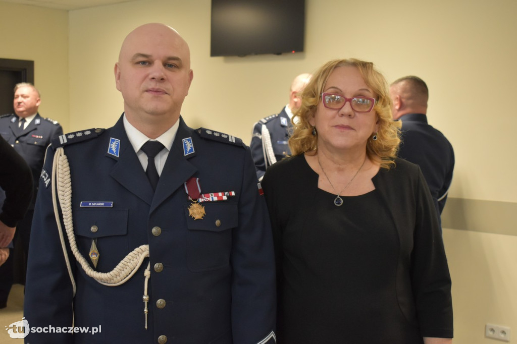Pożegnanie z policyjnym mundurem i powierzenie obowiązków na stanowisku Komendanta