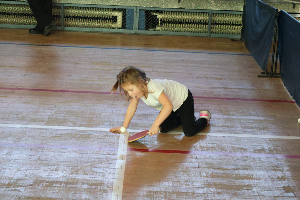 Bezpieczne Ferie z MOSiR-em: tenis stołowy