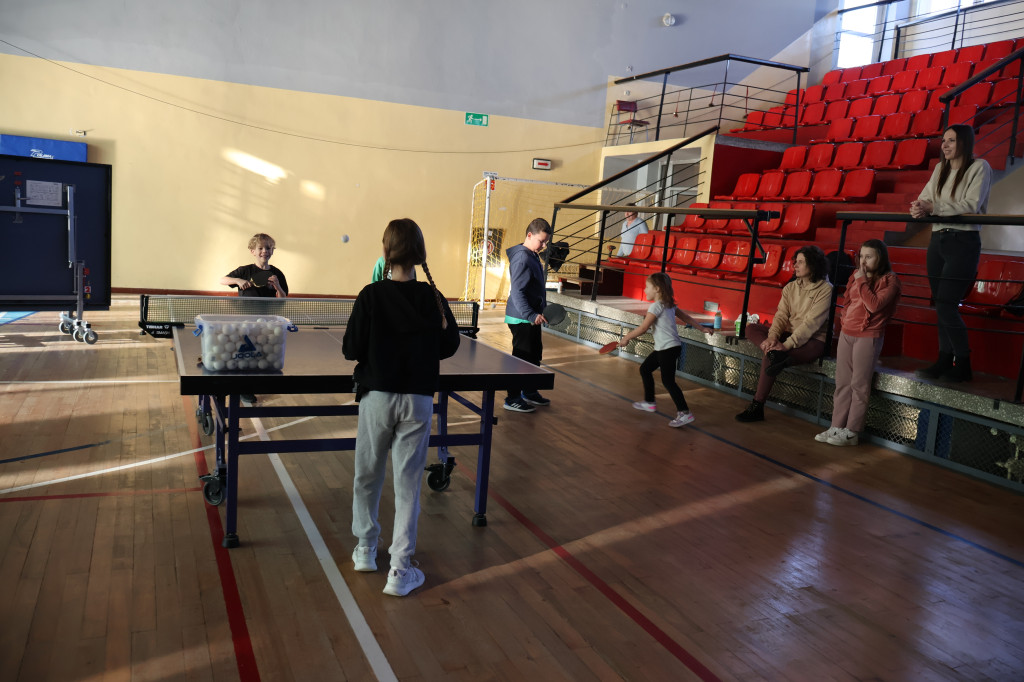 Bezpieczne Ferie z MOSiR-em: tenis stołowy
