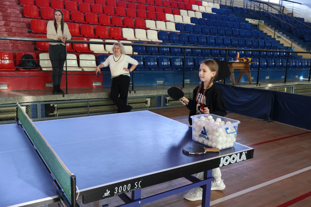 Bezpieczne Ferie z MOSiR-em: tenis stołowy