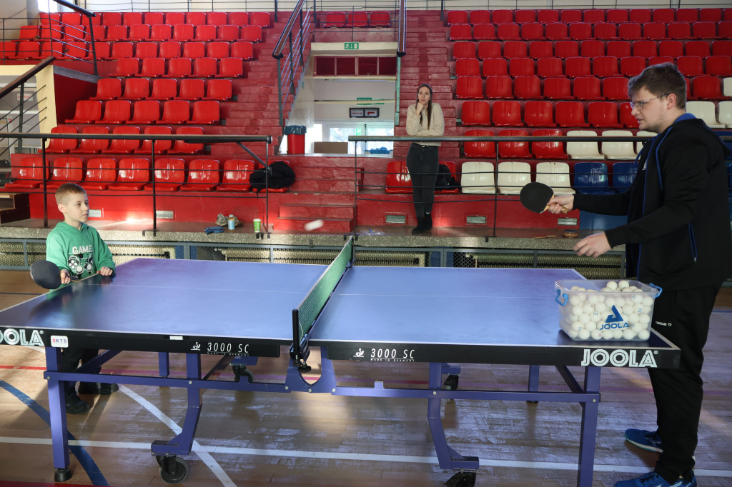 Bezpieczne Ferie z MOSiR-em: tenis stołowy