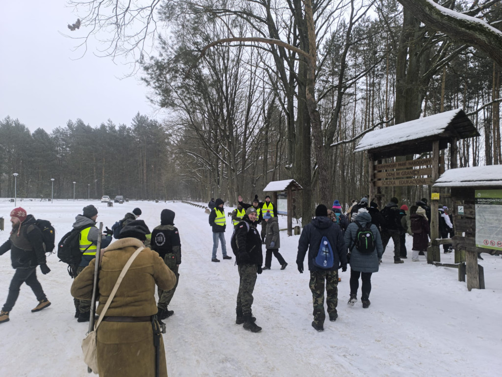 Podążali szlakiem powstania styczniowego [FOTO]