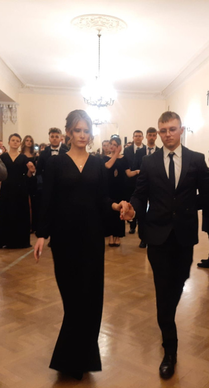 Studniówka w LO Sióstr Niepokalanek w Szymanowie