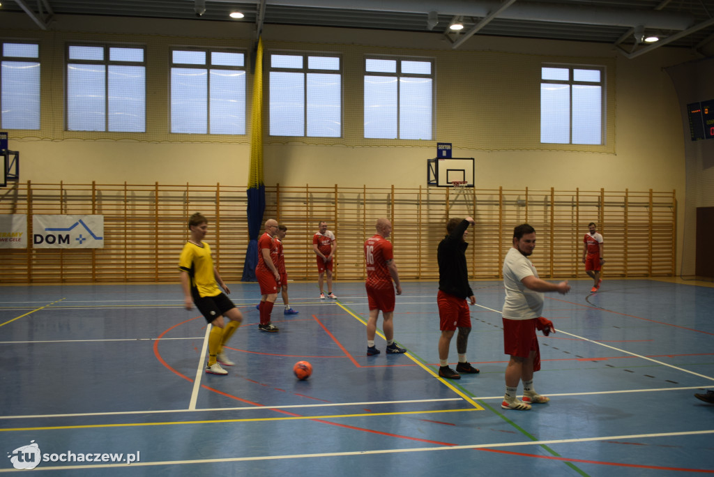 Piłkarska rywalizacja druhów i strażaków