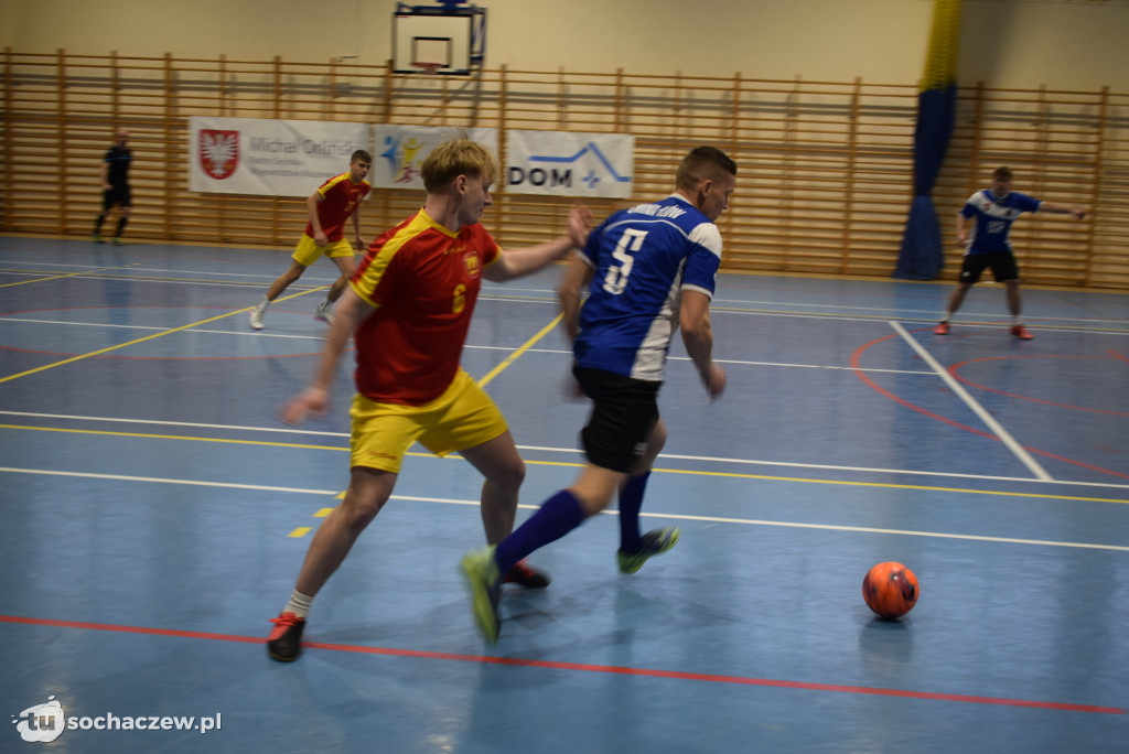 Piłkarska rywalizacja druhów i strażaków