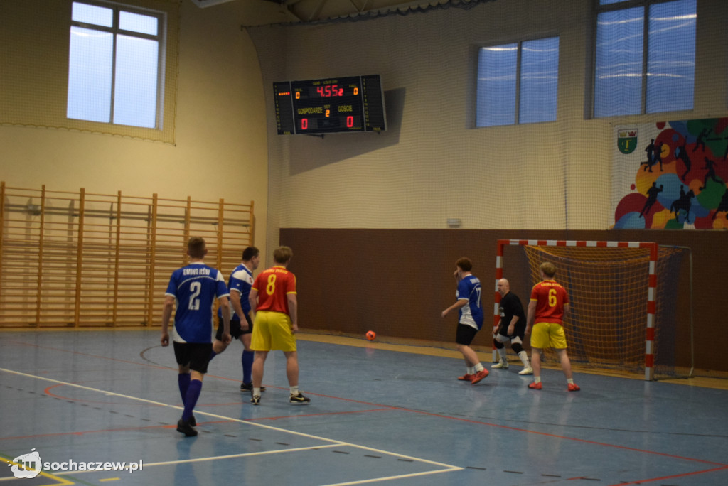 Piłkarska rywalizacja druhów i strażaków