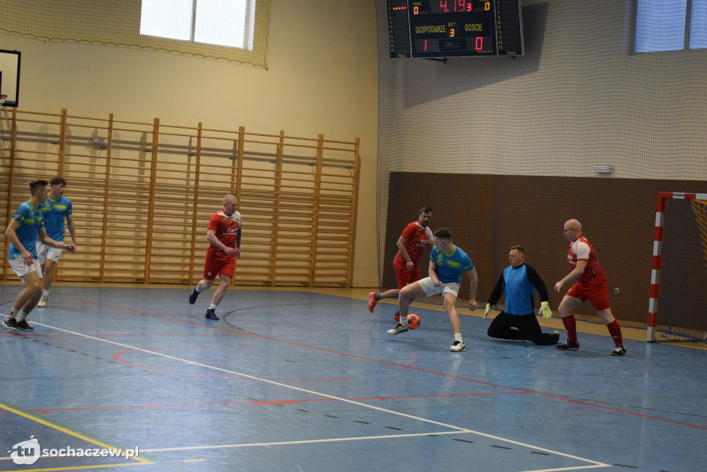 Piłkarska rywalizacja druhów i strażaków