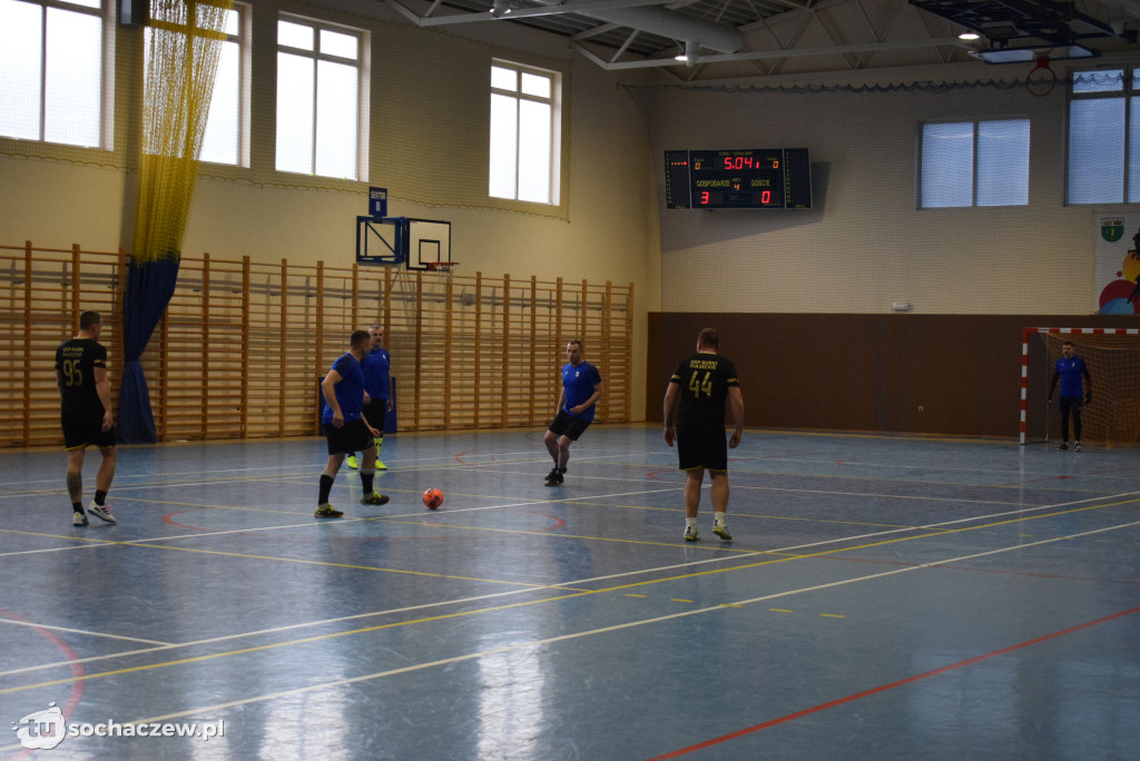 Piłkarska rywalizacja druhów i strażaków