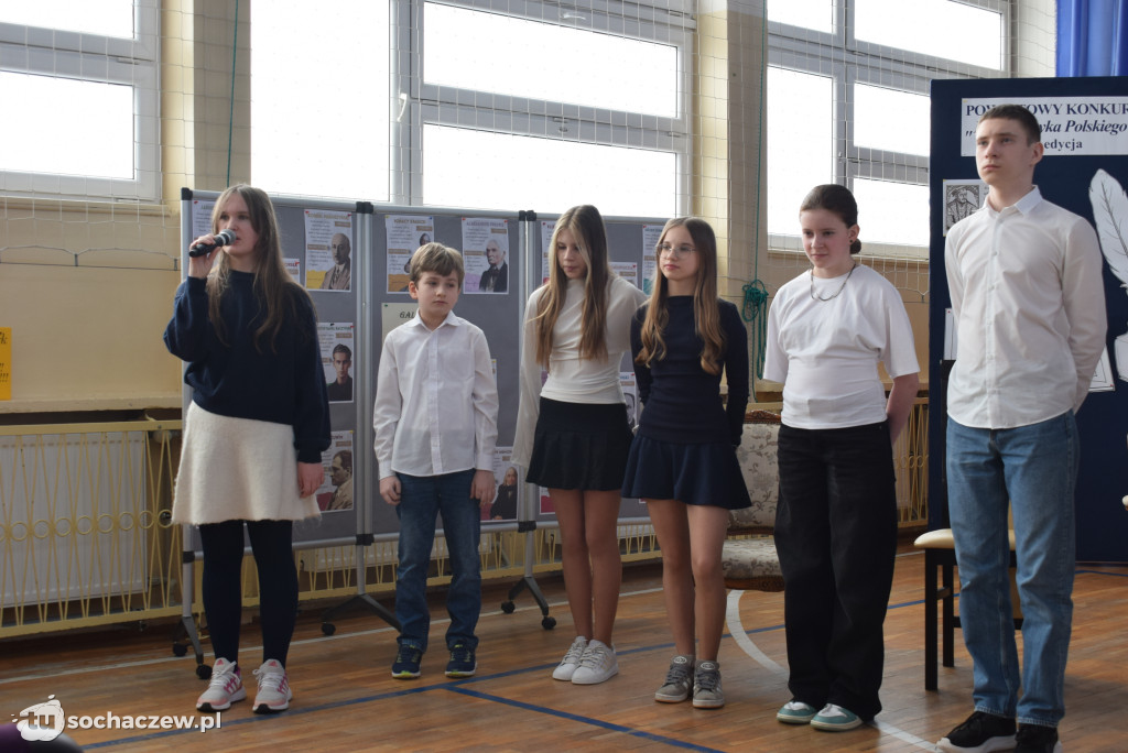 Profesor Bralczyk spotkał się z uczniami w Sochaczewie