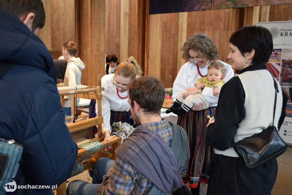 Folklor zagościł w Żelazowej Woli