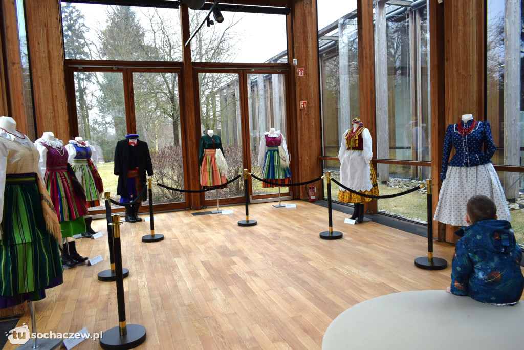 Folklor zagościł w Żelazowej Woli