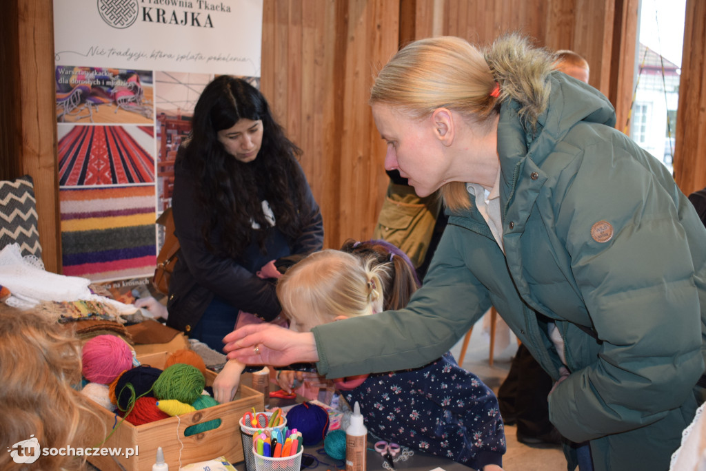 Folklor zagościł w Żelazowej Woli