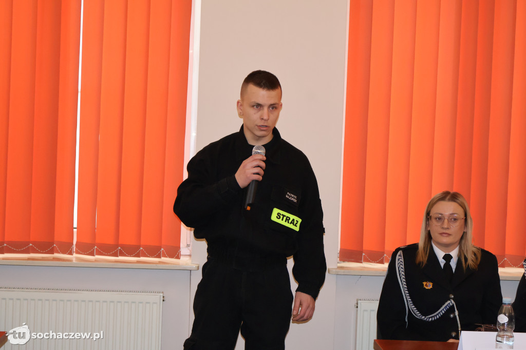 Wozem strażackim na sesję