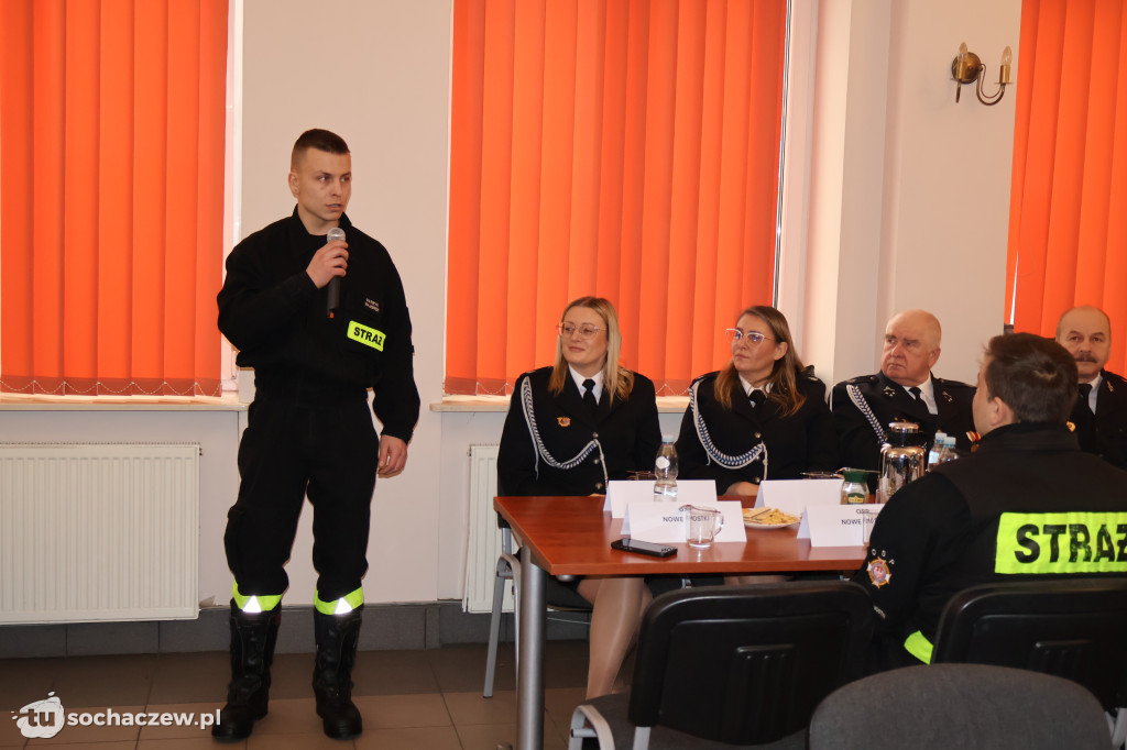 Wozem strażackim na sesję